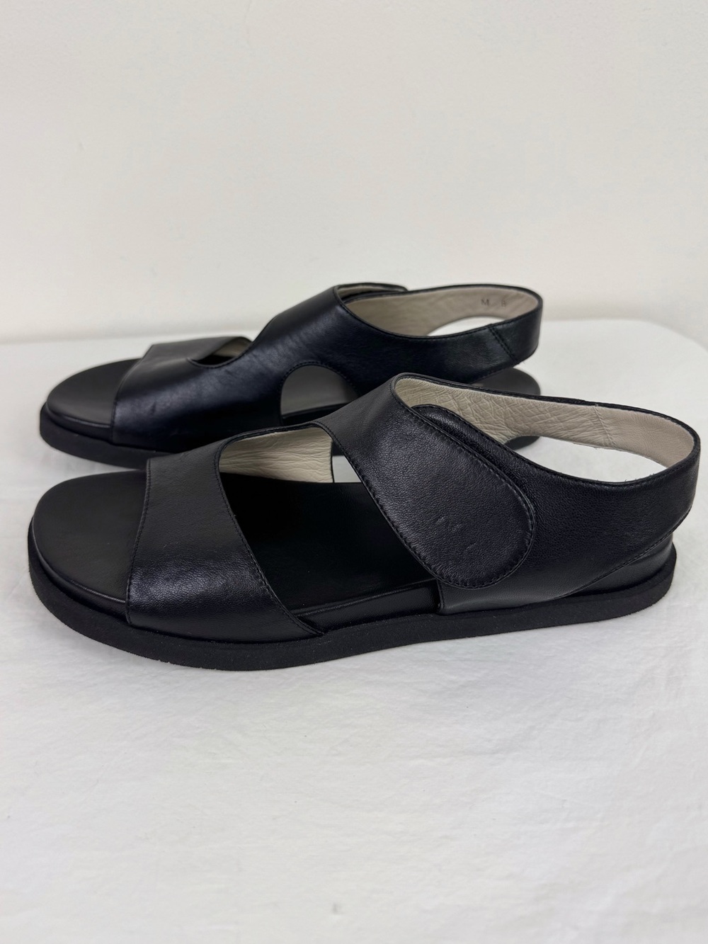 Amalfi by Rangoni Black Beata Sandal